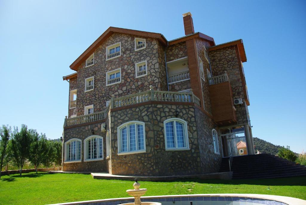 Le Palais Des Cerisiers Hotel Azrou Exterior photo